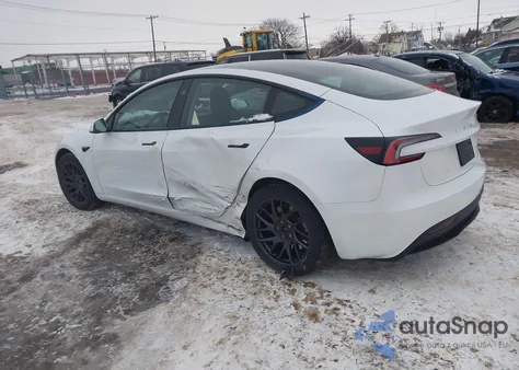 2025 Tesla Model 3 Long Range All-Wheel Drive из США, поврежденный, VIN 5YJ3E1EB6SF876848